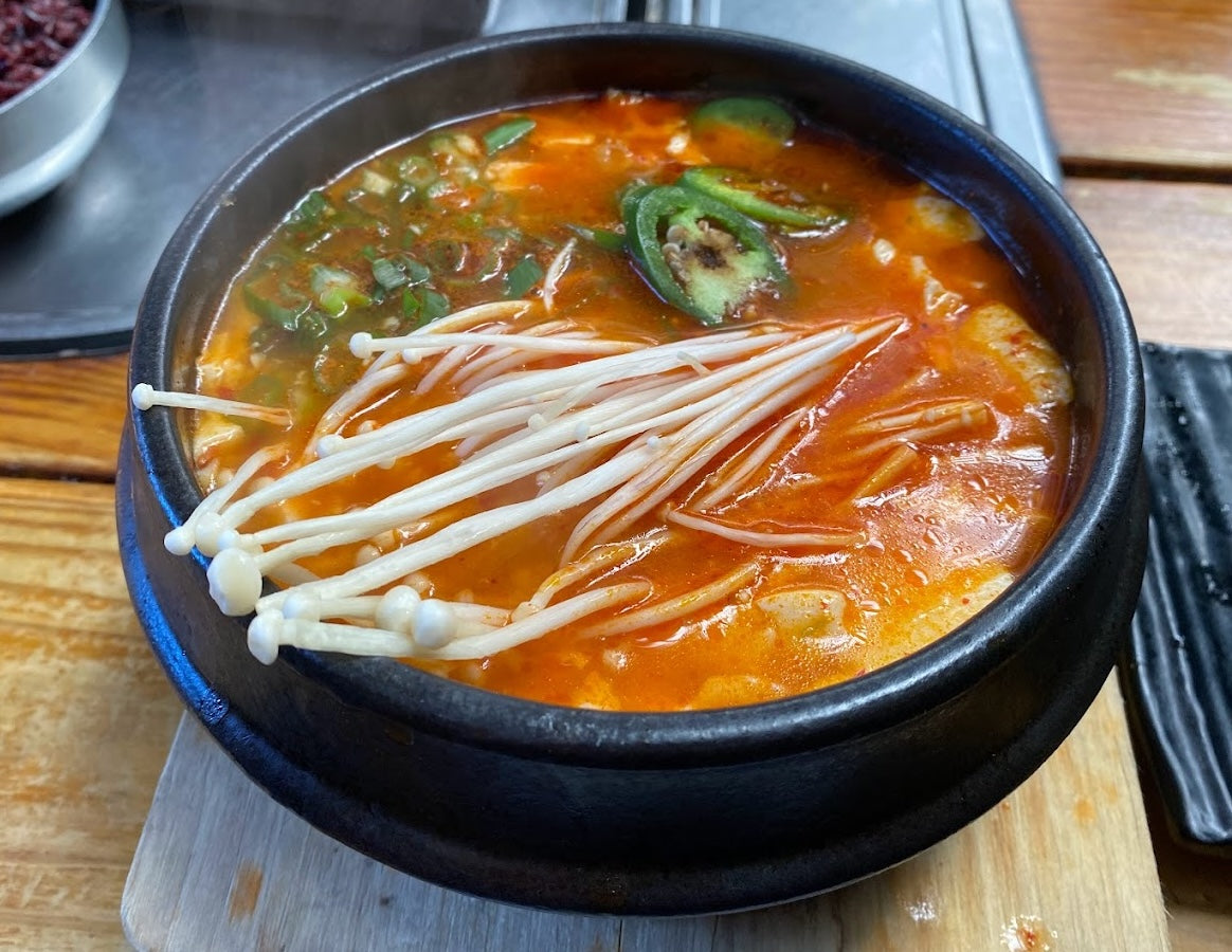 Um.Ma - Soondubu Jjigae